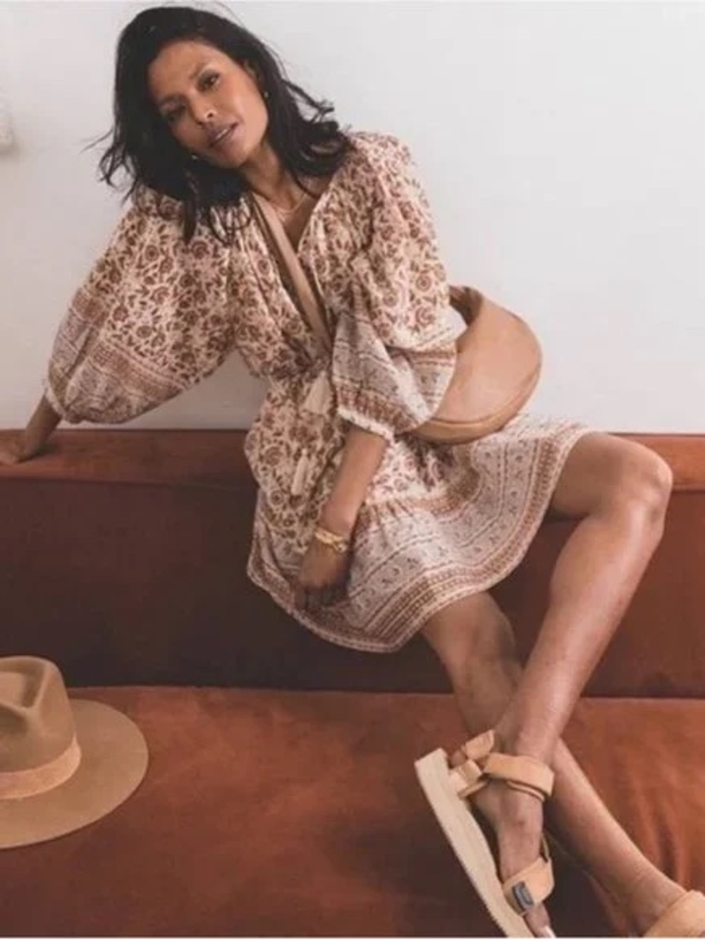 [EUC] $198 CLEOBELLA Rosy Mini Dress. Size Small. Missing belt - Picture 4 of 7